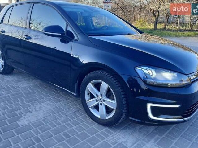 Черный Фольксваген e-Golf, объемом двигателя 0 л и пробегом 131 тыс. км за 9199 $, фото 75 на Automoto.ua