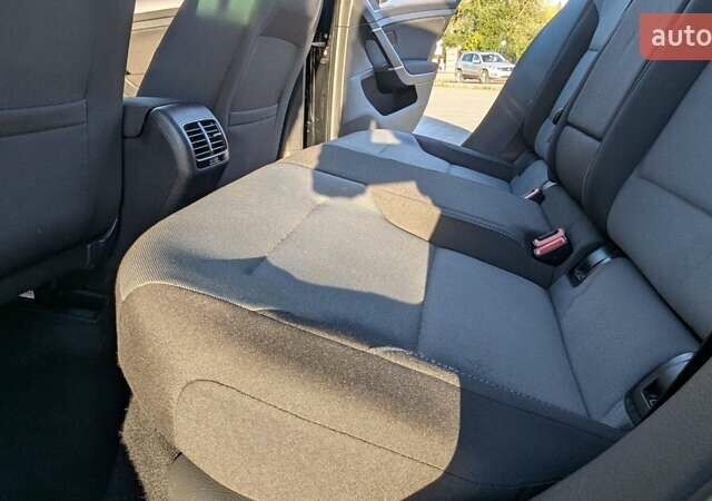 Чорний Фольксваген e-Golf, об'ємом двигуна 0 л та пробігом 120 тис. км за 8600 $, фото 77 на Automoto.ua