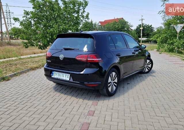 Черный Фольксваген e-Golf, объемом двигателя 0 л и пробегом 104 тыс. км за 9200 $, фото 3 на Automoto.ua