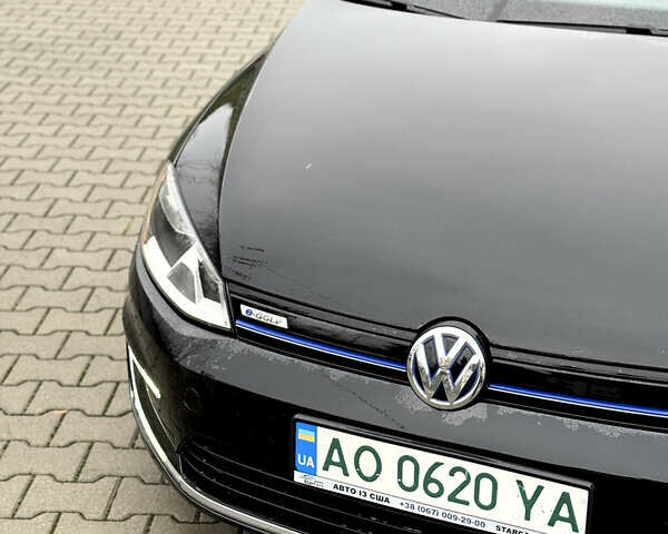 Черный Фольксваген e-Golf, объемом двигателя 0 л и пробегом 95 тыс. км за 8500 $, фото 4 на Automoto.ua