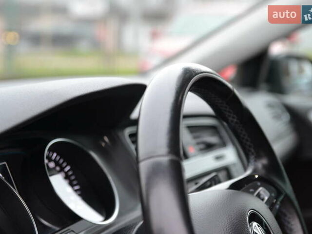 Черный Фольксваген e-Golf, объемом двигателя 0 л и пробегом 134 тыс. км за 8700 $, фото 14 на Automoto.ua