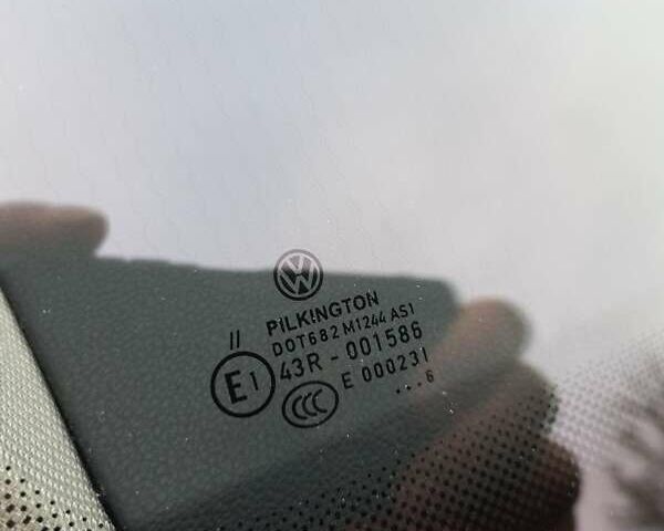 Черный Фольксваген e-Golf, объемом двигателя 0 л и пробегом 115 тыс. км за 10000 $, фото 15 на Automoto.ua