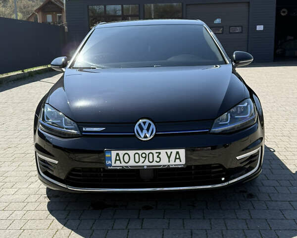 Черный Фольксваген e-Golf, объемом двигателя 0 л и пробегом 149 тыс. км за 11400 $, фото 2 на Automoto.ua