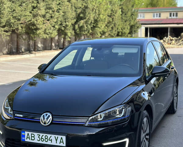 Черный Фольксваген e-Golf, объемом двигателя 0 л и пробегом 122 тыс. км за 11000 $, фото 25 на Automoto.ua