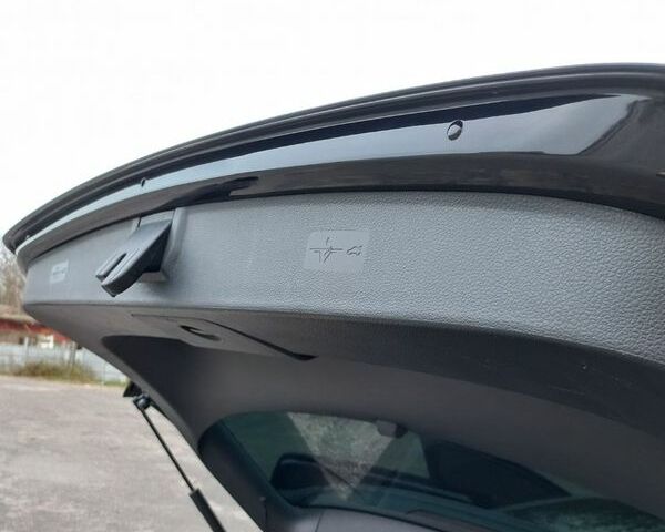 Черный Фольксваген e-Golf, объемом двигателя 0 л и пробегом 119 тыс. км за 10000 $, фото 30 на Automoto.ua