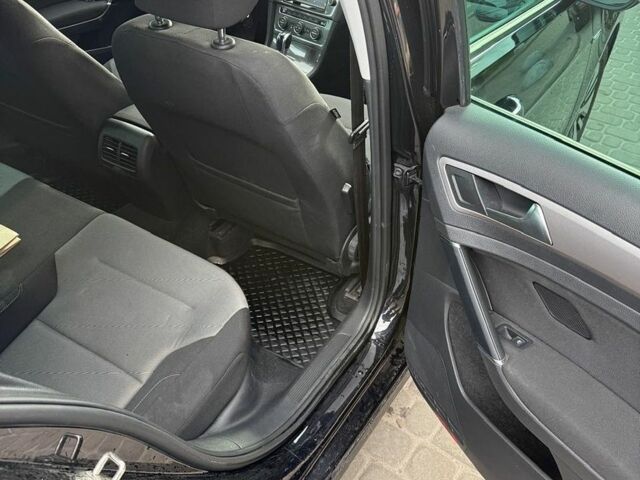 Черный Фольксваген e-Golf, объемом двигателя 0 л и пробегом 122 тыс. км за 8800 $, фото 17 на Automoto.ua