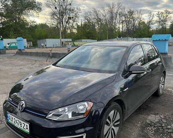 Черный Фольксваген e-Golf, объемом двигателя 0 л и пробегом 93 тыс. км за 8700 $, фото 4 на Automoto.ua