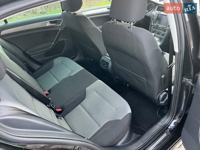 Черный Фольксваген e-Golf, объемом двигателя 0 л и пробегом 118 тыс. км за 7950 $, фото 22 на Automoto.ua