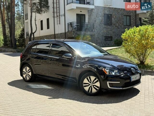 Черный Фольксваген e-Golf, объемом двигателя 0 л и пробегом 105 тыс. км за 7950 $, фото 1 на Automoto.ua
