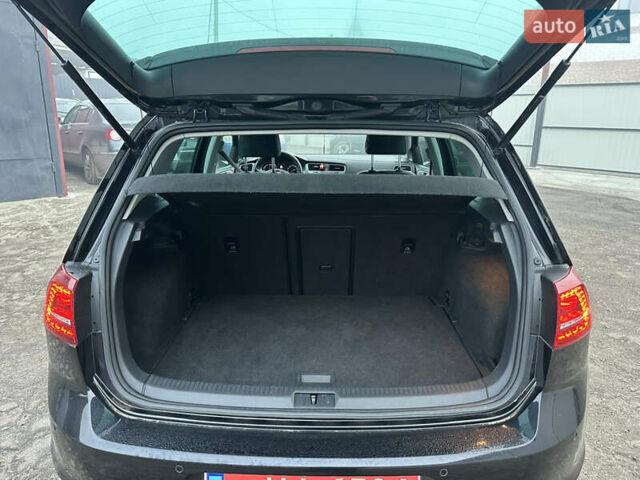 Черный Фольксваген e-Golf, объемом двигателя 0 л и пробегом 156 тыс. км за 7400 $, фото 10 на Automoto.ua