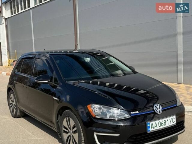 Черный Фольксваген e-Golf, объемом двигателя 0 л и пробегом 104 тыс. км за 8800 $, фото 4 на Automoto.ua