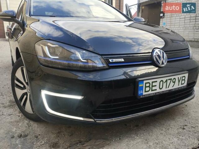 Чорний Фольксваген e-Golf, об'ємом двигуна 0 л та пробігом 82 тис. км за 9700 $, фото 5 на Automoto.ua