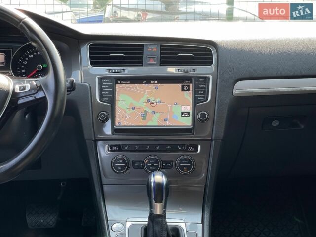 Чорний Фольксваген e-Golf, об'ємом двигуна 0 л та пробігом 131 тис. км за 9255 $, фото 59 на Automoto.ua
