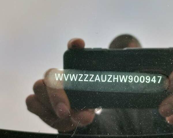 Черный Фольксваген e-Golf, объемом двигателя 0 л и пробегом 115 тыс. км за 10000 $, фото 14 на Automoto.ua