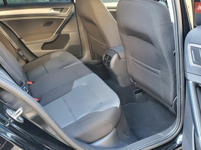Чорний Фольксваген e-Golf, об'ємом двигуна 0 л та пробігом 154 тис. км за 9200 $, фото 11 на Automoto.ua
