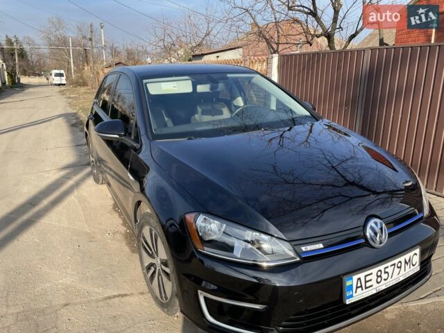 Черный Фольксваген e-Golf, объемом двигателя 0 л и пробегом 67 тыс. км за 9800 $, фото 5 на Automoto.ua