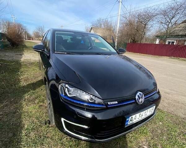 Черный Фольксваген e-Golf, объемом двигателя 0 л и пробегом 79 тыс. км за 14600 $, фото 32 на Automoto.ua