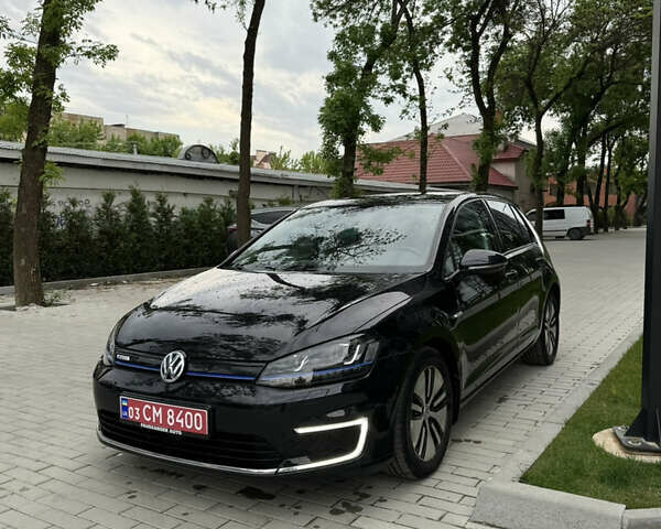 Чорний Фольксваген e-Golf, об'ємом двигуна 0 л та пробігом 59 тис. км за 10950 $, фото 6 на Automoto.ua