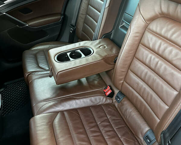 Черный Фольксваген e-Golf, объемом двигателя 0 л и пробегом 157 тыс. км за 9700 $, фото 26 на Automoto.ua