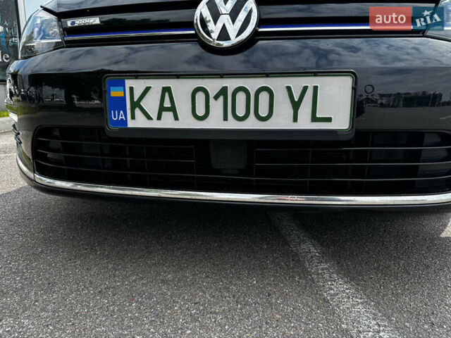 Черный Фольксваген e-Golf, объемом двигателя 0 л и пробегом 125 тыс. км за 16000 $, фото 11 на Automoto.ua