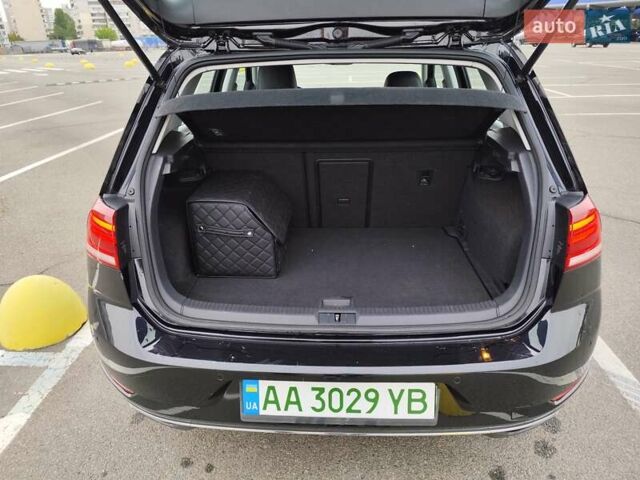 Чорний Фольксваген e-Golf, об'ємом двигуна 0 л та пробігом 77 тис. км за 12900 $, фото 13 на Automoto.ua