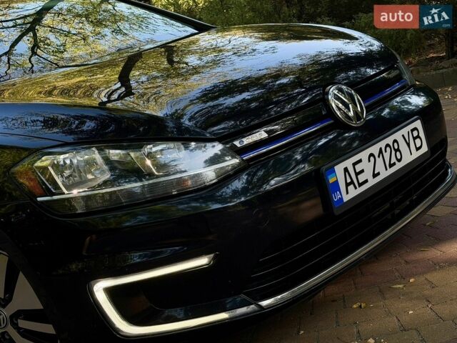 Чорний Фольксваген e-Golf, об'ємом двигуна 0 л та пробігом 135 тис. км за 11700 $, фото 3 на Automoto.ua
