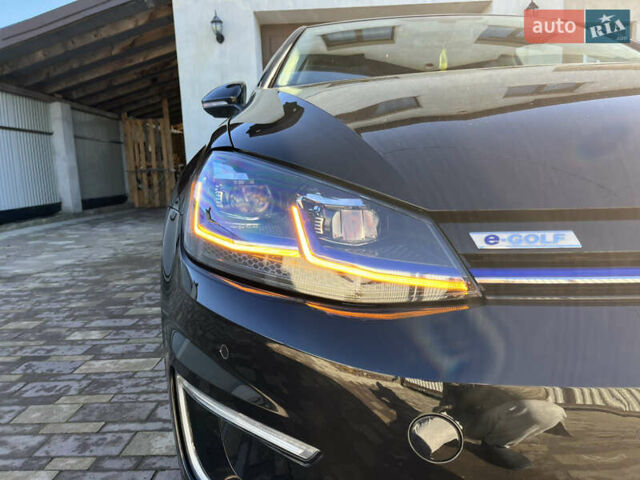 Чорний Фольксваген e-Golf, об'ємом двигуна 0 л та пробігом 51 тис. км за 13700 $, фото 20 на Automoto.ua