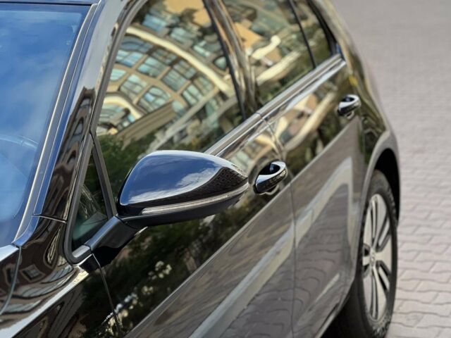 Чорний Фольксваген e-Golf, об'ємом двигуна 0 л та пробігом 200 тис. км за 15450 $, фото 51 на Automoto.ua