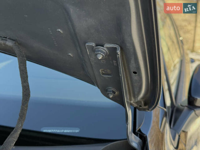 Черный Фольксваген e-Golf, объемом двигателя 0 л и пробегом 114 тыс. км за 12750 $, фото 29 на Automoto.ua