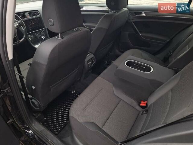 Чорний Фольксваген e-Golf, об'ємом двигуна 0 л та пробігом 140 тис. км за 11800 $, фото 11 на Automoto.ua