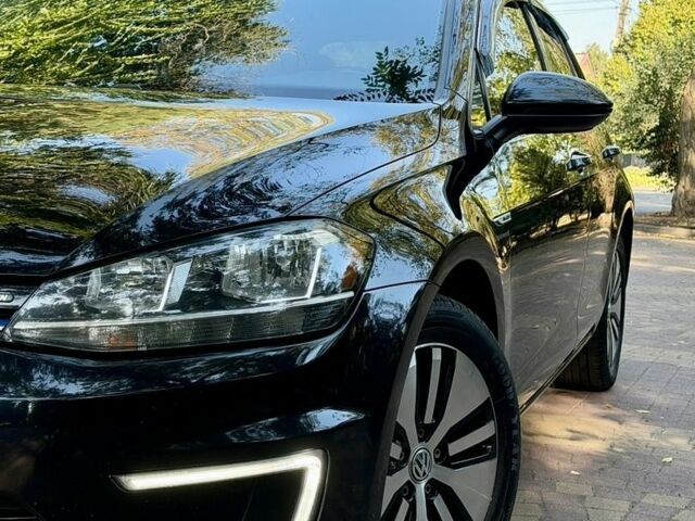 Чорний Фольксваген e-Golf, об'ємом двигуна 0 л та пробігом 135 тис. км за 11700 $, фото 6 на Automoto.ua