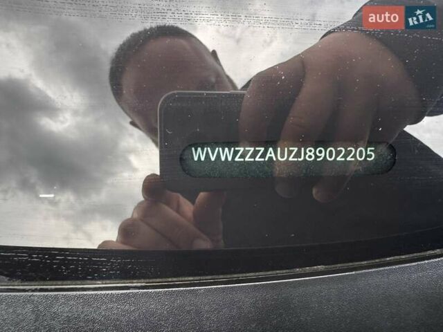 Черный Фольксваген e-Golf, объемом двигателя 0 л и пробегом 125 тыс. км за 16000 $, фото 44 на Automoto.ua