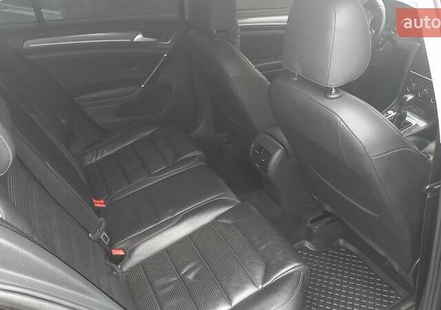 Черный Фольксваген e-Golf, объемом двигателя 0 л и пробегом 190 тыс. км за 12700 $, фото 7 на Automoto.ua