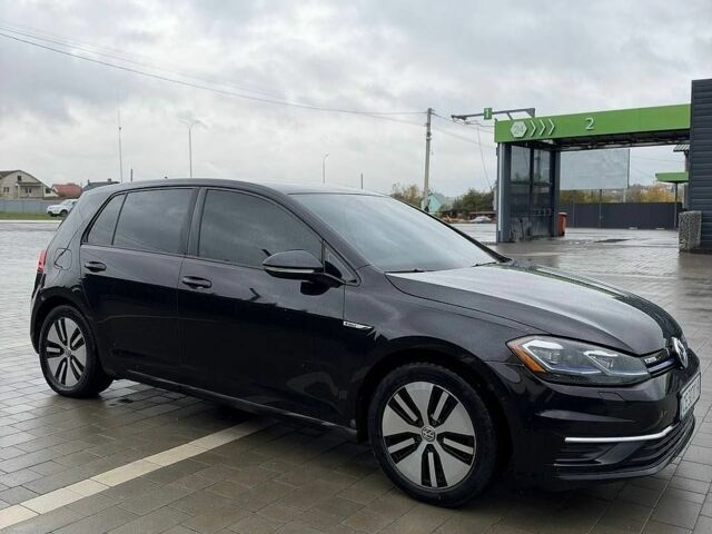 Черный Фольксваген e-Golf, объемом двигателя 0 л и пробегом 133 тыс. км за 11900 $, фото 2 на Automoto.ua