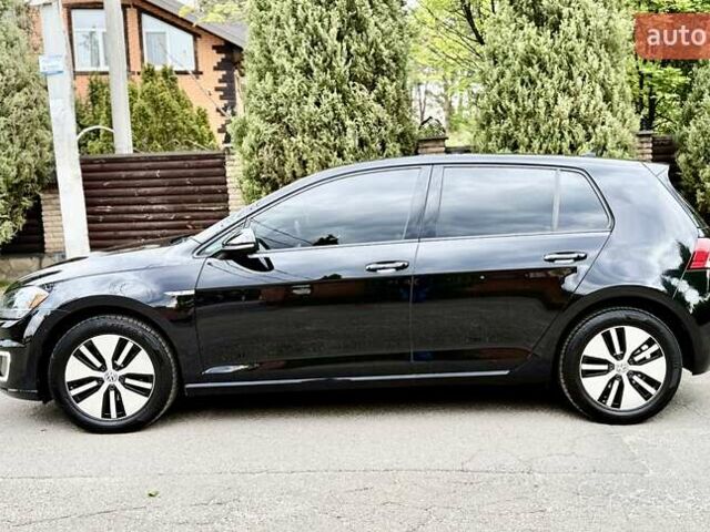 Чорний Фольксваген e-Golf, об'ємом двигуна 0 л та пробігом 87 тис. км за 12200 $, фото 41 на Automoto.ua