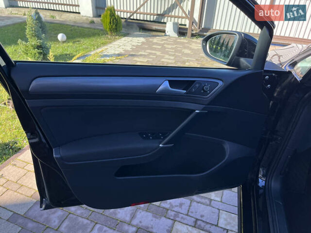 Чорний Фольксваген e-Golf, об'ємом двигуна 0 л та пробігом 51 тис. км за 13700 $, фото 14 на Automoto.ua