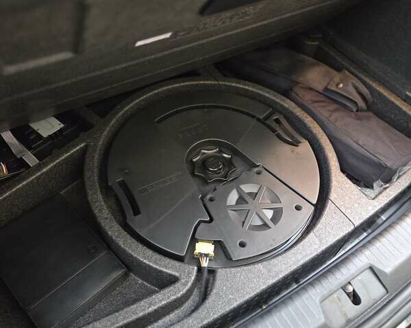 Черный Фольксваген e-Golf, объемом двигателя 0 л и пробегом 92 тыс. км за 17000 $, фото 21 на Automoto.ua