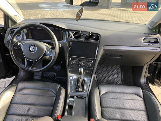 Чорний Фольксваген e-Golf, об'ємом двигуна 0 л та пробігом 89 тис. км за 14500 $, фото 25 на Automoto.ua