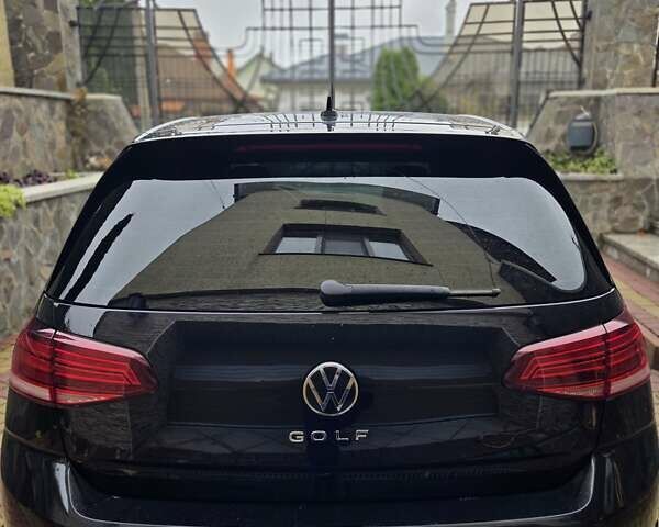 Черный Фольксваген e-Golf, объемом двигателя 0 л и пробегом 92 тыс. км за 17000 $, фото 12 на Automoto.ua