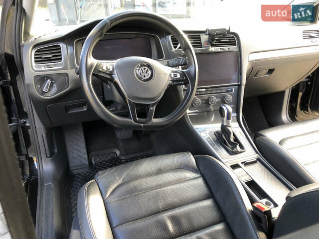 Чорний Фольксваген e-Golf, об'ємом двигуна 0 л та пробігом 89 тис. км за 14500 $, фото 32 на Automoto.ua