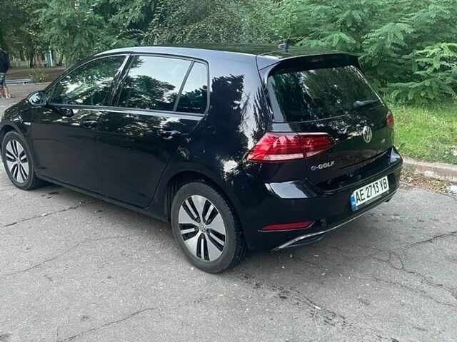 Чорний Фольксваген e-Golf, об'ємом двигуна 0 л та пробігом 143 тис. км за 13100 $, фото 4 на Automoto.ua
