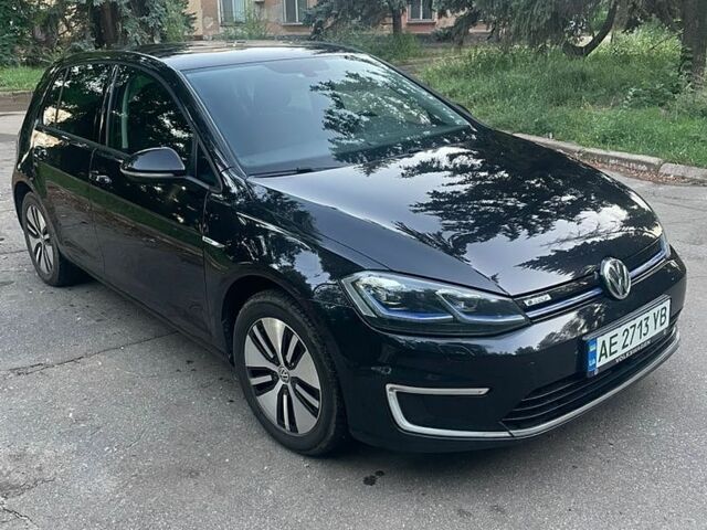 Чорний Фольксваген e-Golf, об'ємом двигуна 0 л та пробігом 143 тис. км за 13100 $, фото 1 на Automoto.ua