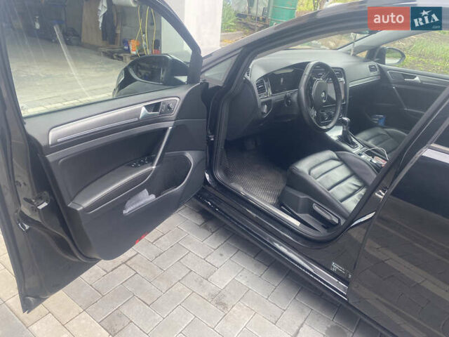 Чорний Фольксваген e-Golf, об'ємом двигуна 0 л та пробігом 141 тис. км за 13800 $, фото 10 на Automoto.ua