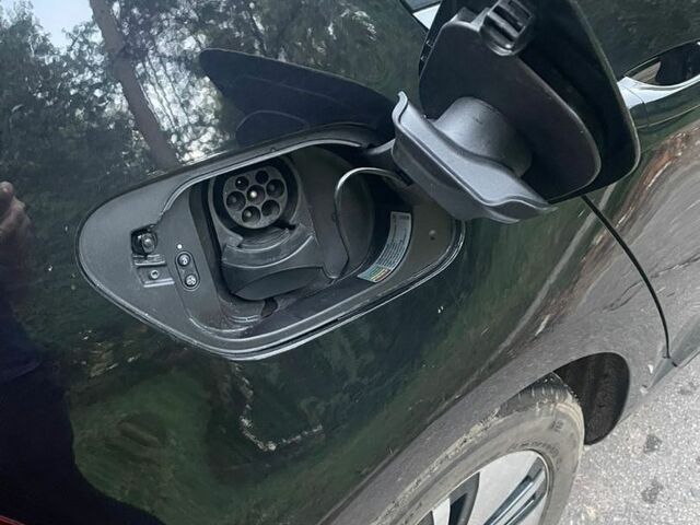 Чорний Фольксваген e-Golf, об'ємом двигуна 0 л та пробігом 143 тис. км за 13100 $, фото 14 на Automoto.ua