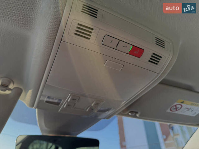 Черный Фольксваген e-Golf, объемом двигателя 0 л и пробегом 114 тыс. км за 12750 $, фото 41 на Automoto.ua