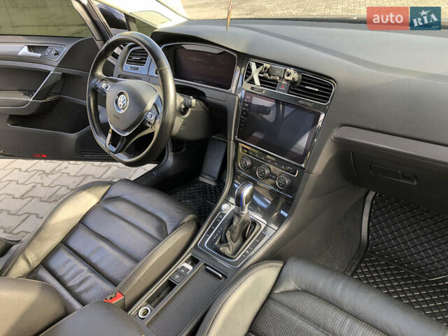 Чорний Фольксваген e-Golf, об'ємом двигуна 0 л та пробігом 89 тис. км за 14500 $, фото 28 на Automoto.ua