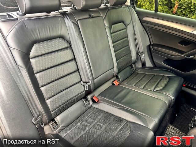 Черный Фольксваген e-Golf, объемом двигателя 0 л и пробегом 80 тыс. км за 12900 $, фото 10 на Automoto.ua