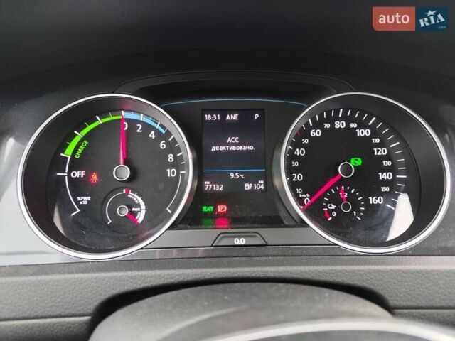 Чорний Фольксваген e-Golf, об'ємом двигуна 0 л та пробігом 77 тис. км за 12900 $, фото 45 на Automoto.ua