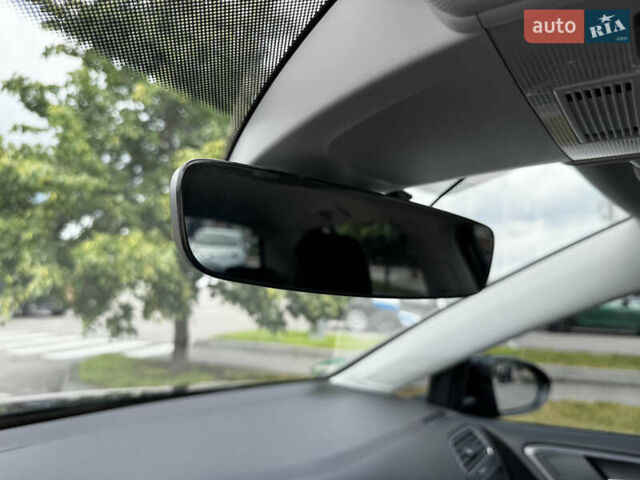 Черный Фольксваген e-Golf, объемом двигателя 0 л и пробегом 125 тыс. км за 16000 $, фото 27 на Automoto.ua