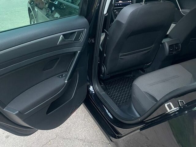 Чорний Фольксваген e-Golf, об'ємом двигуна 0 л та пробігом 143 тис. км за 13100 $, фото 15 на Automoto.ua